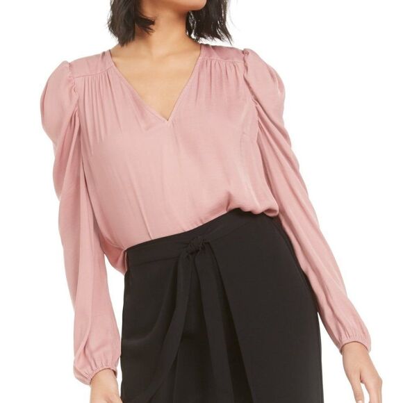 Bar III Puff-Sleeve V-Neck Top size Medium in Mauve- NEW - Picture 1 of 11